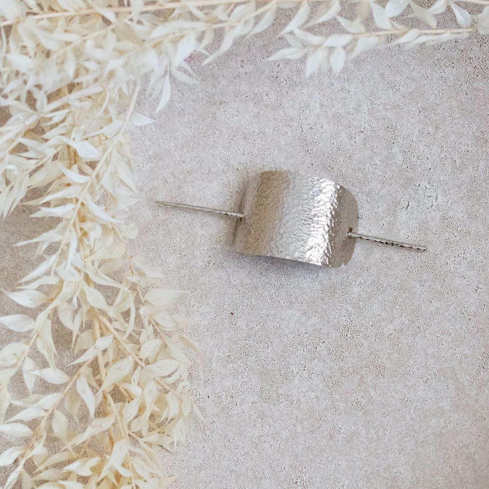 Pini Hammered Brass Hair Pin