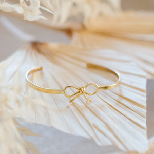 Utepe Brass Bow Bracelet